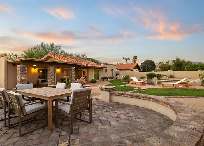 Sparkling Pool Poker Table And Relaxation At Sweetwater