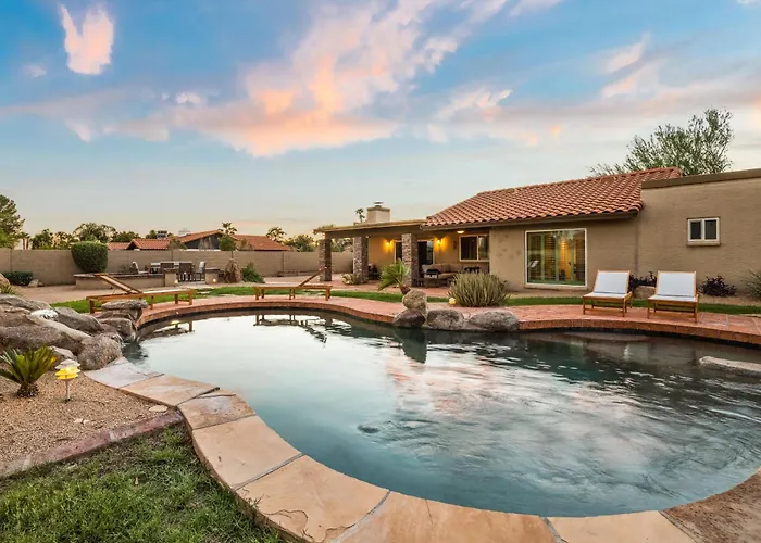 Sparkling Pool Poker Table And Relaxation At Sweetwater * Scottsdale